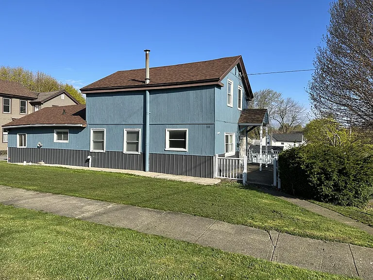 111 Erie St — Photo 4
