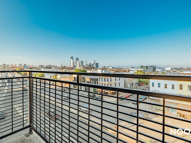 217 Green St #4G — Photo 8
