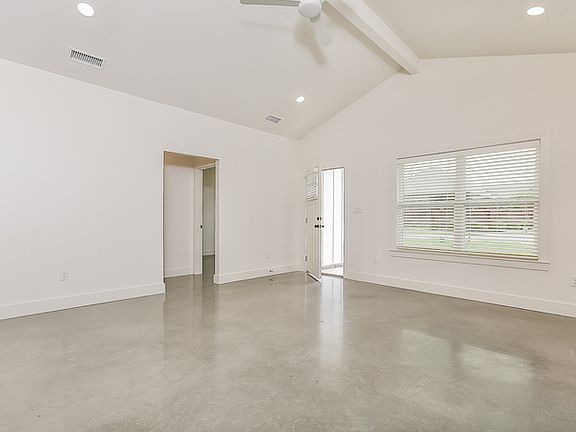 3rd image of 16220 Lamarche Dr