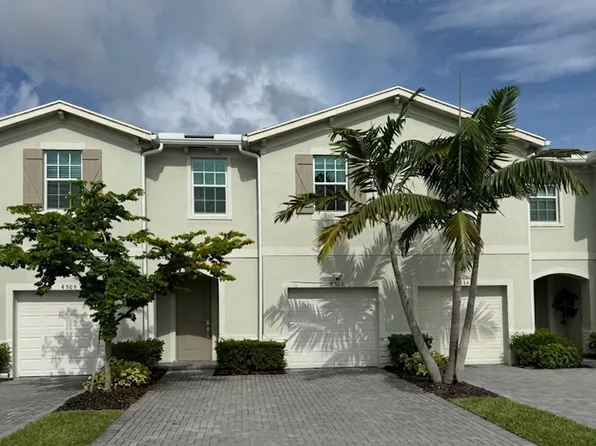 4303 Hammock Grove Dr, Lake Worth, FL 33467