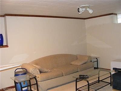 4th image of 106 Gould Ave