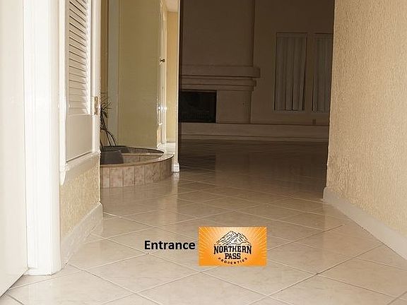 4th image of 305 Alvarez Dr