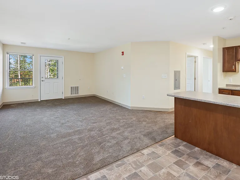 Clark Brook Apartments — Photo 30