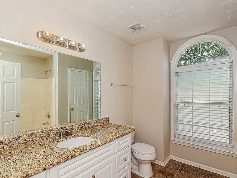 4080 Robin Cir — Photo 12