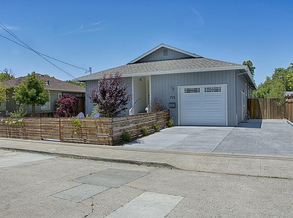 725 Seaside St Santa Cruz CA 95060 Zillow