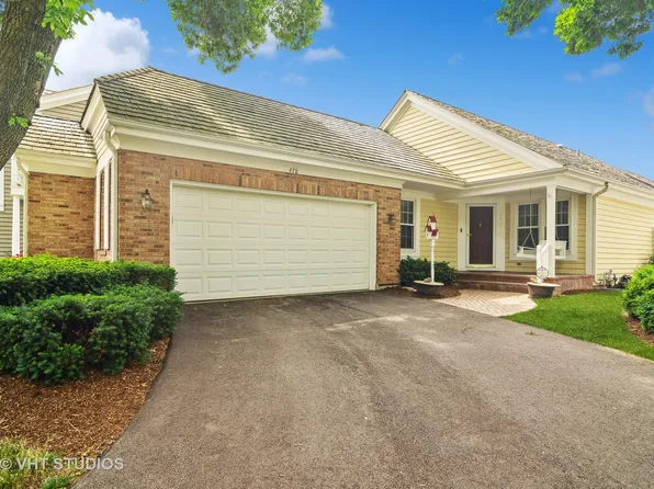 478 Park Barrington Dr, Barrington, IL 60010