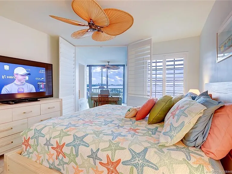 5750 NE Island Cove Way #3302 — Photo 12