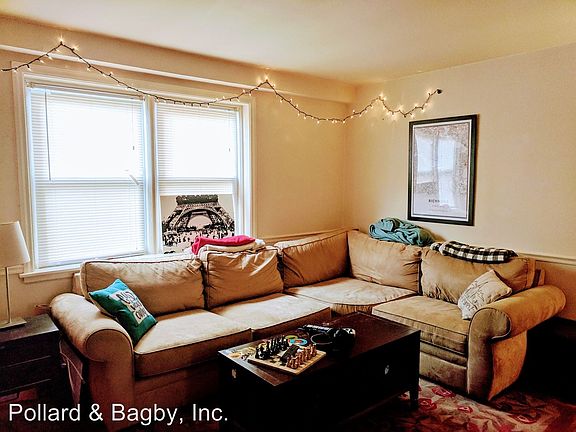 4th image of 2602 Kensington Ave APT 02