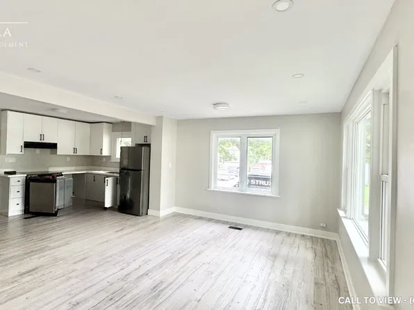 207 Mill St #1, Woodstock, ON N4S 2W9