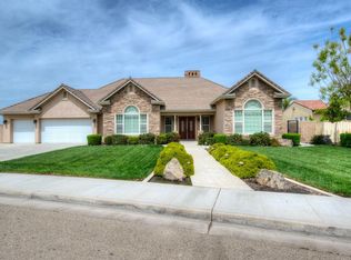 1015 Prairie St, Selma, CA 93662