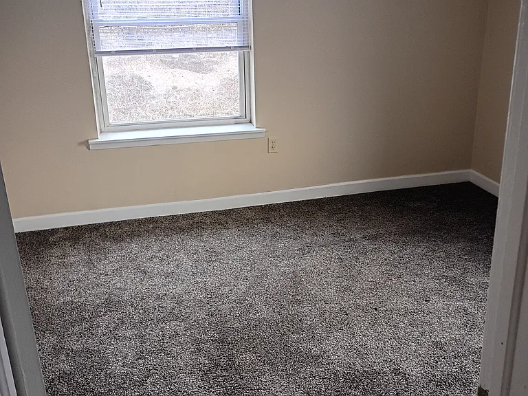 204 E Central St #6 — Photo 14