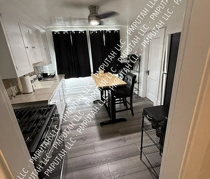 1312 Washington Blvd #3 — Photo 6