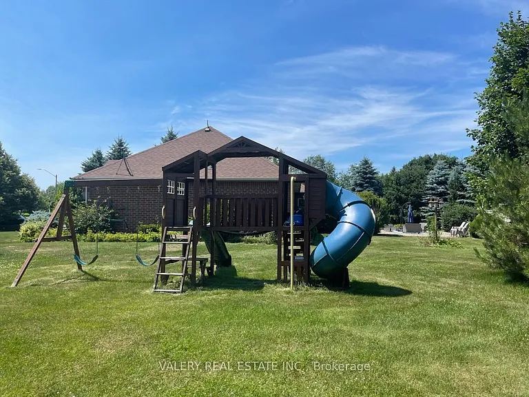 17 Southwinds Dr — Photo 34
