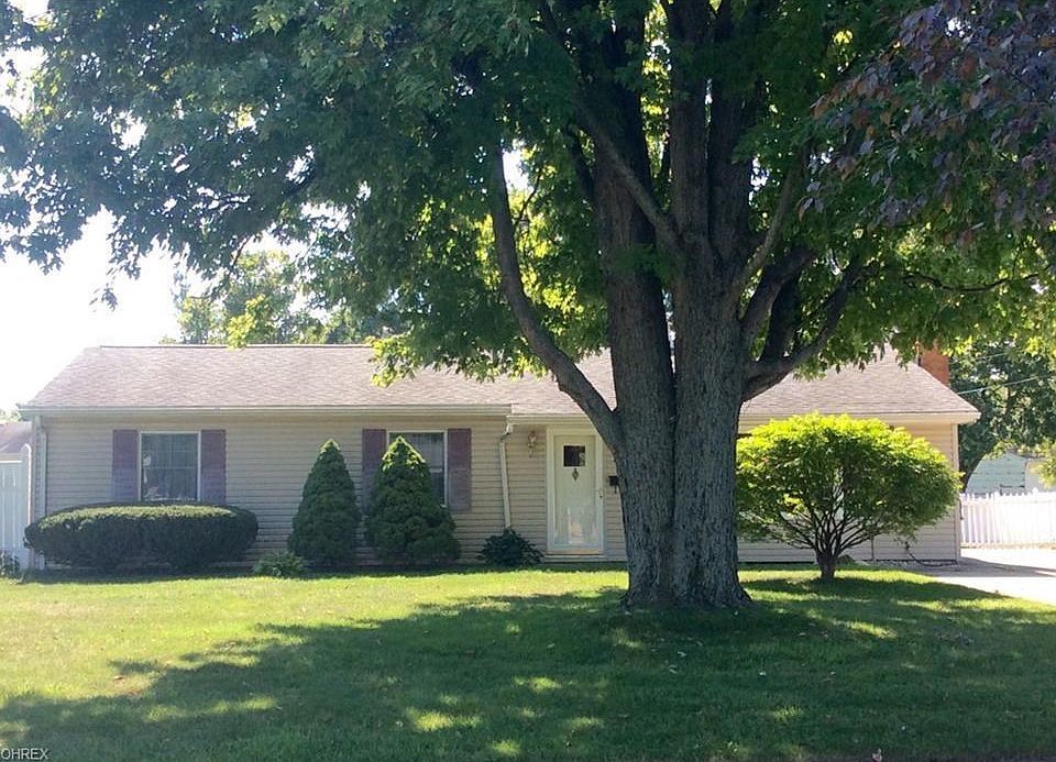 1st image of 34815 Leslie Ave