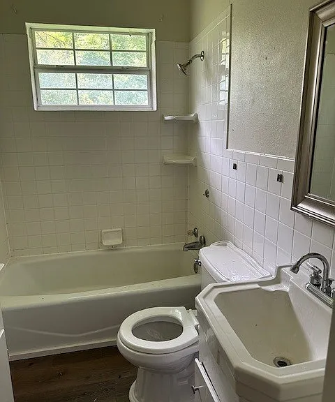 1710 W College St — Photo 9