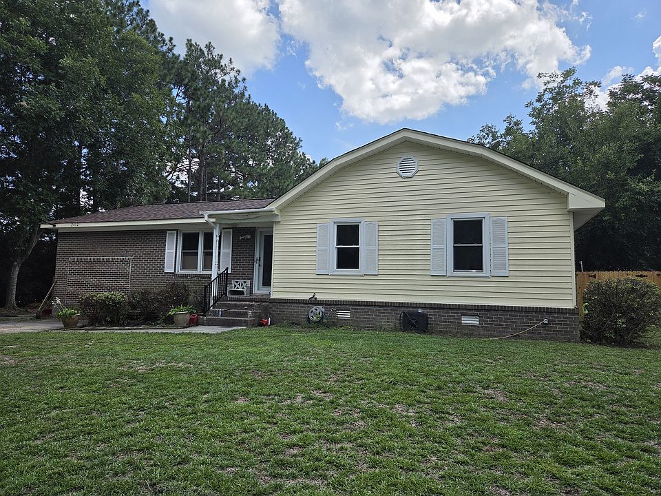 1st image of 2412 Springhill Rd