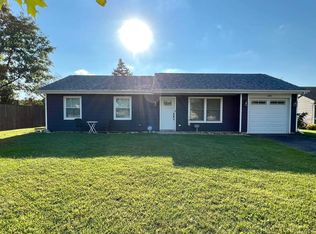 309 Lakeside Dr, Bolingbrook, IL 60440