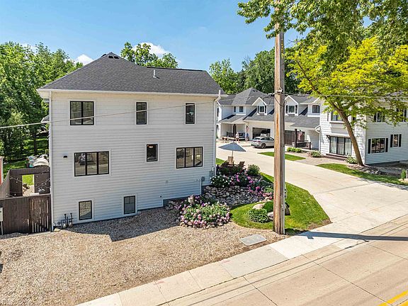 4th image of 171 Linden Dr Unit D