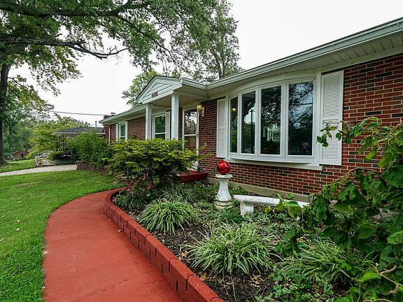 2nd image of 4414 Southridge Dr