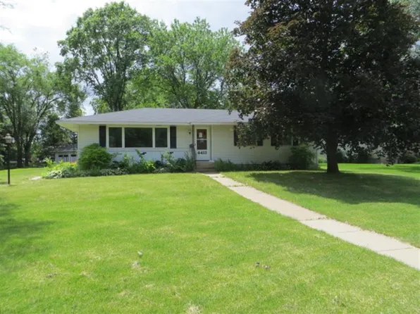 4413 71st Ave N, Brooklyn Center, MN 55429