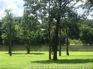 1636 Dilar Dr, Grove, OK 74344
