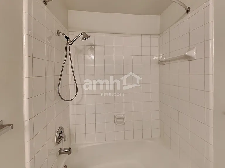 802 Cherry Blossom Dr — Photo 21