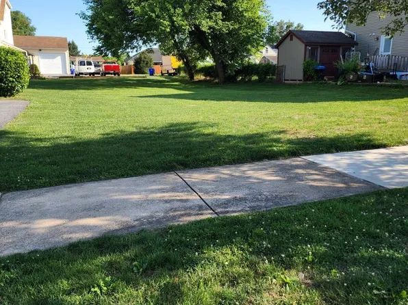 126 E Portland St, Mechanicsburg, PA 17055