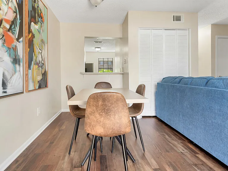 7 Serendipity Ln — Photo 3