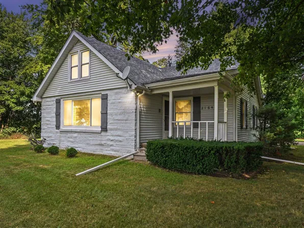 21648 E Us Highway 12, Edwardsburg, MI 49112