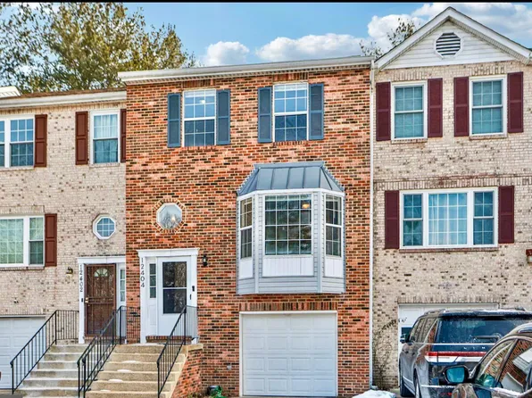 12404 Old Colony Dr, Upper Marlboro, MD 20772