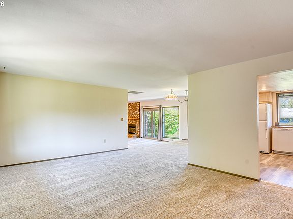 3rd image of 4523 SW Perkins Ave