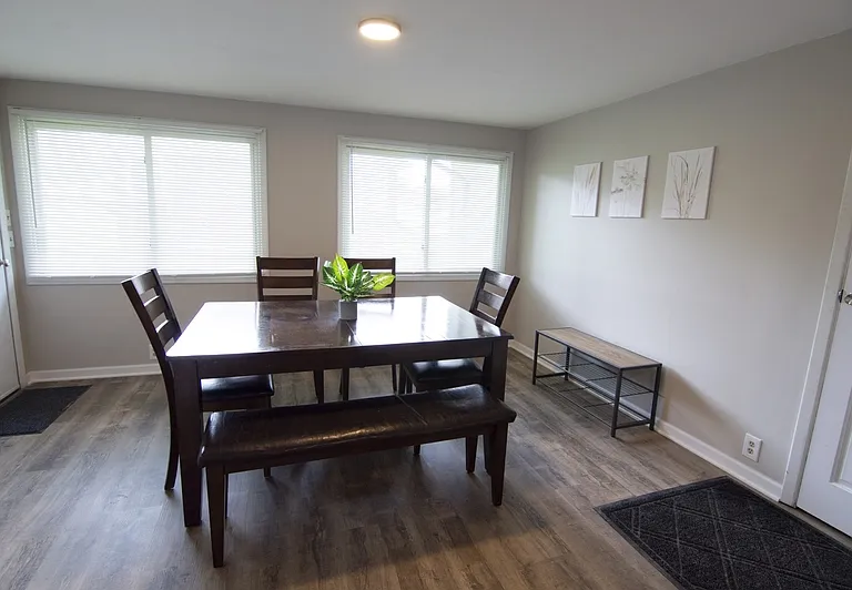 6125 Broadview Rd — Photo 15