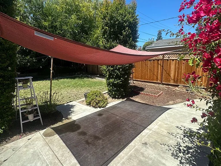2615 Camloop Dr — Photo 12