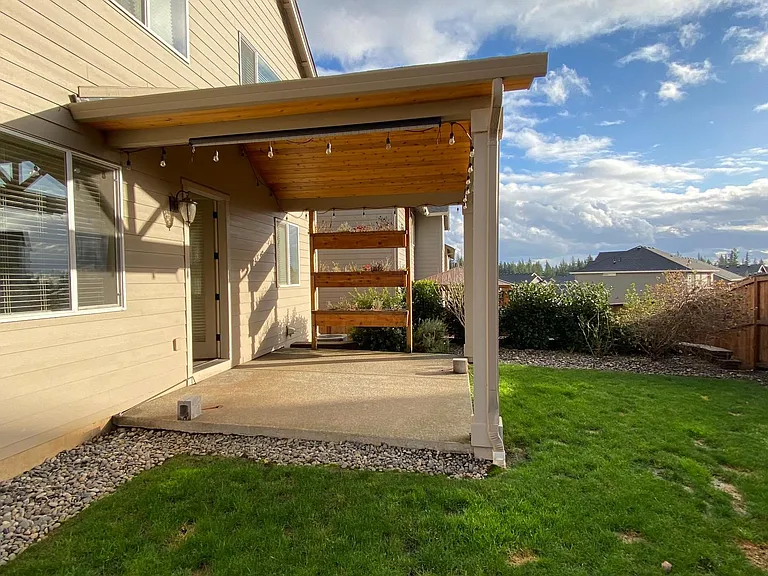 3715 NE Sitka Dr — Photo 9