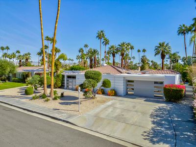 562 N Saturmino Dr, Palm Springs, CA, 92262