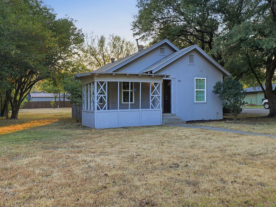 1st image of 908 Forrest Ave