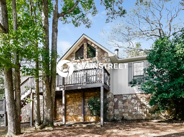 3010 Lone Oak Rd, Bessemer, AL 35023