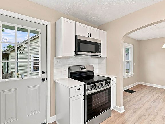 4th image of 312 E Forrest Ave