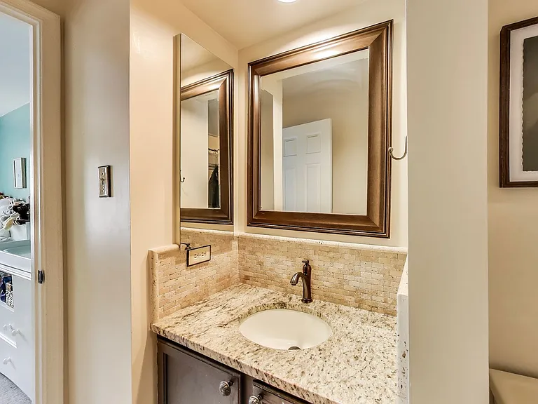 13630 Cedar Creek Ln — Photo 20