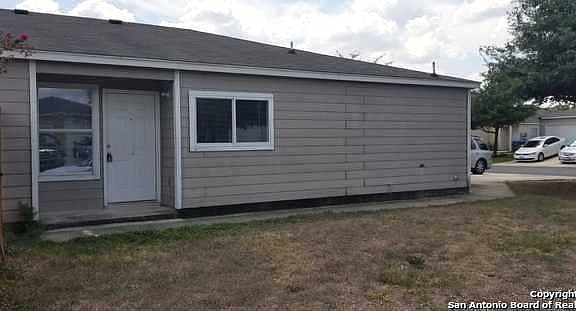 2nd image of 15316 Kamary Ln