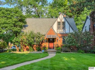 2004 N 54th St, Omaha, NE 68104