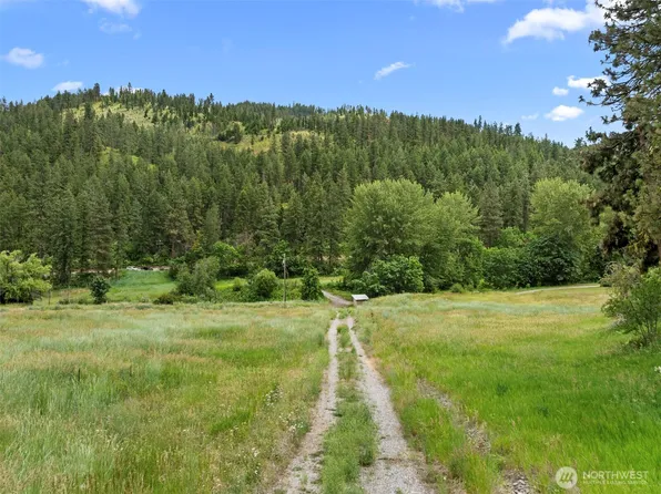 82 67 Karl Downs Lane, Cashmere, WA 98815