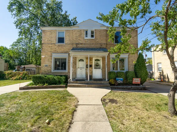 1844 Illinois St, Des Plaines, IL 60018