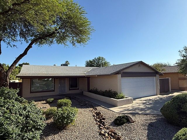 Front of house. Don't let the front deceive you about the interior size - 1917 SQ FT