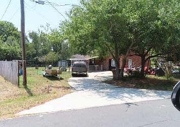 2nd image of 4801 Salix Dr