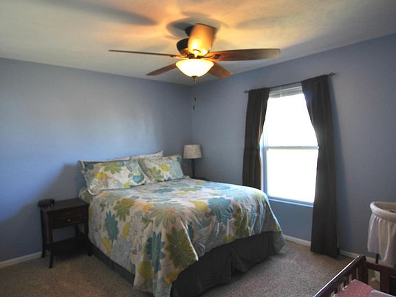 5th image of 11929 Bush Ct