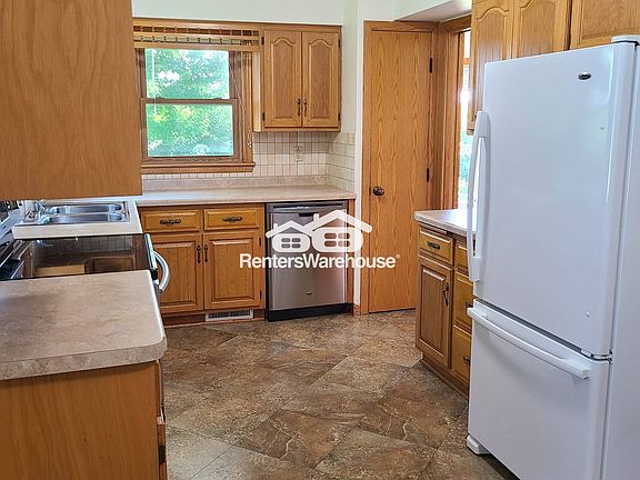 3rd image of 28841 County Road 121 St