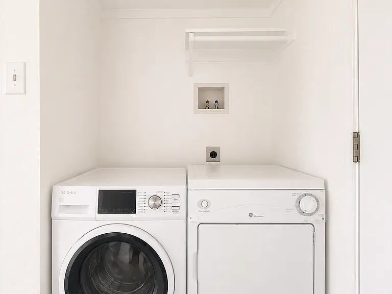 19 Claremont Ave #10 — Photo 11