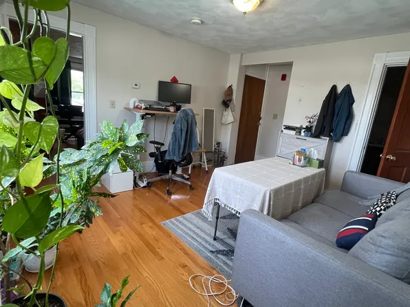 235 Columbia St, Cambridge, MA