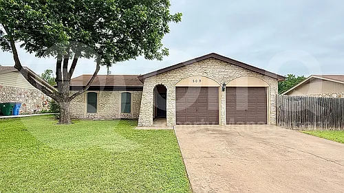 509 Greenway Dr Photo 1